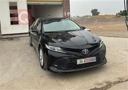 تۆیۆتا کامری